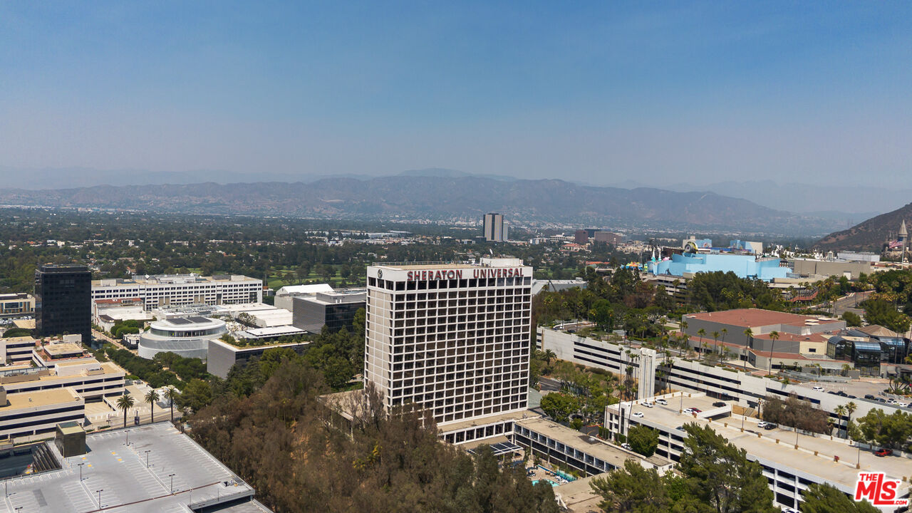 2700 Cahuenga Boulevard, Unit 3108 Los Angeles, CA 90068 - Photo 62 of 70