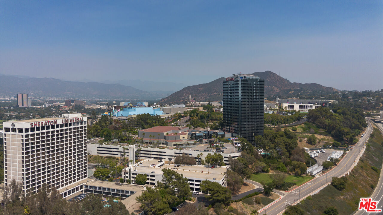 2700 Cahuenga Boulevard, Unit 3108 Los Angeles, CA 90068 - Photo 63 of 70