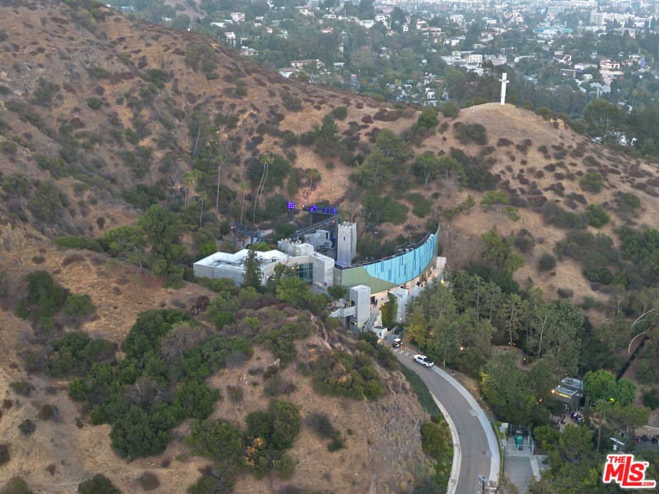 2700 Cahuenga Boulevard, Unit 3108 Los Angeles, CA 90068 - Photo 67 of 70