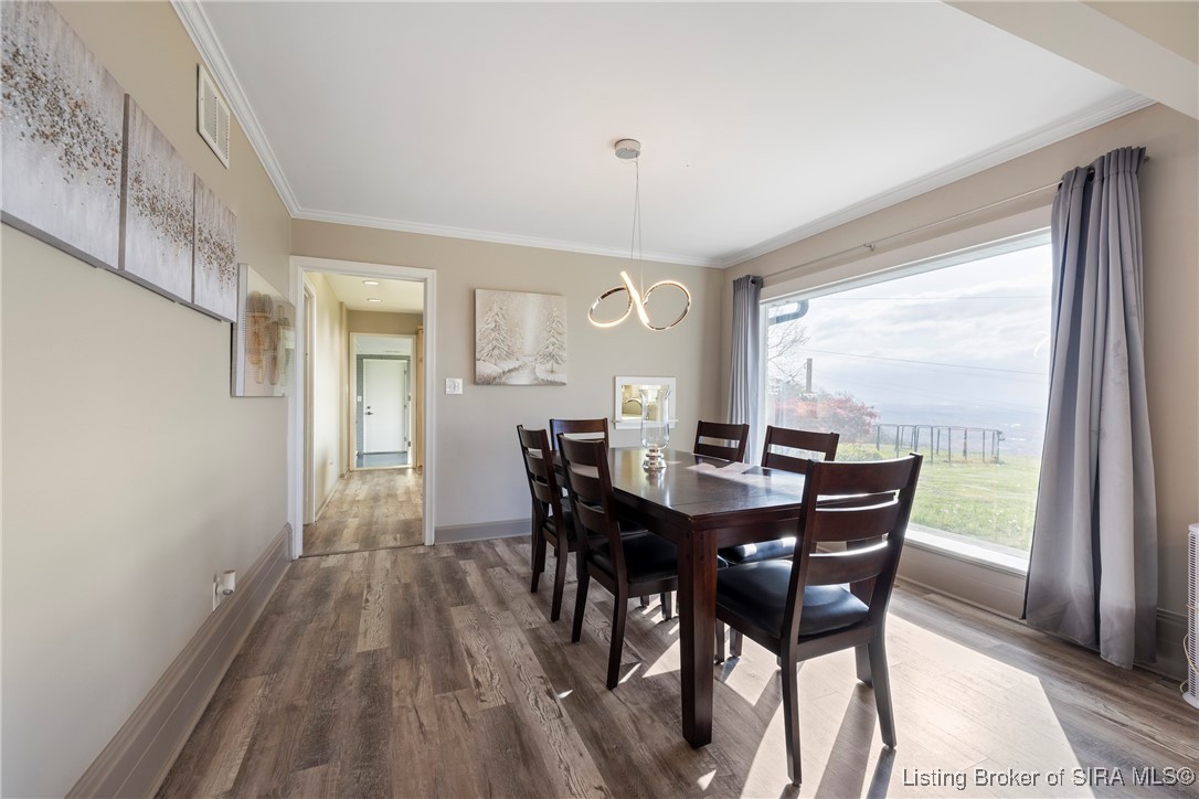 116 Lee Drive Floyds Knobs, IN 47119 - Photo 17 of 40 Dining Area overlooks the city