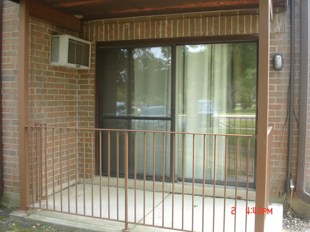 708 Briar Hill Lane, Unit 2 Addison, IL 60101 - Photo 3 of 14