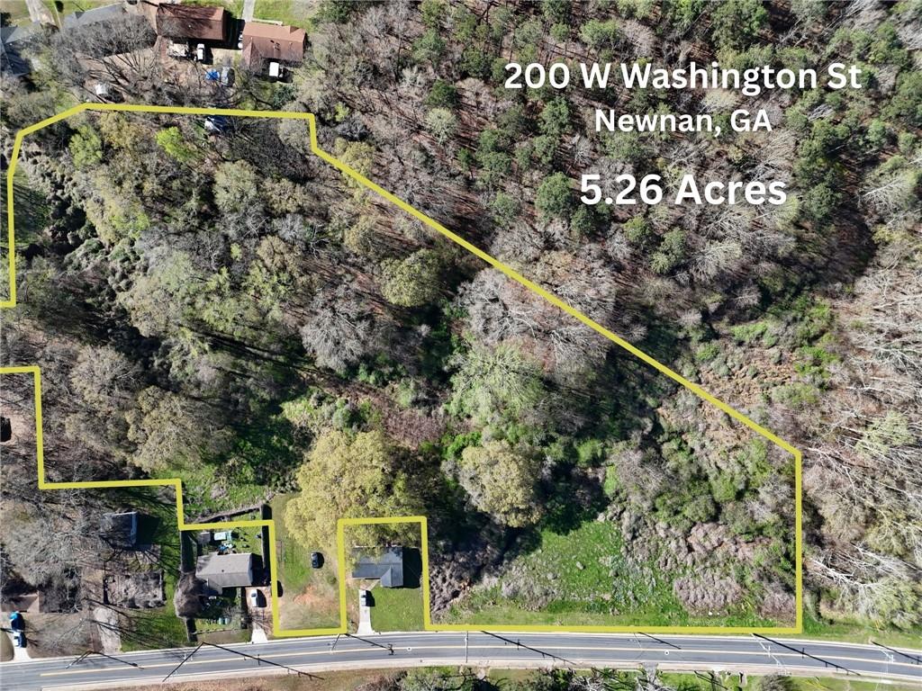200 West Washington Street Newnan, GA 30263 - Photo 6 of 14 an aerial view of multiple house
