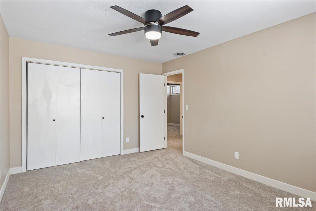 18 Dean Park Road Dawson, IL 62520 - Photo 17 of 35 Gallery Image 17