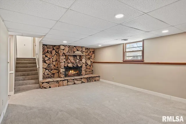 $275,000 | 18 Dean Park Road, Dawson, IL 62520