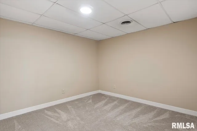 $275,000 | 18 Dean Park Road, Dawson, IL 62520