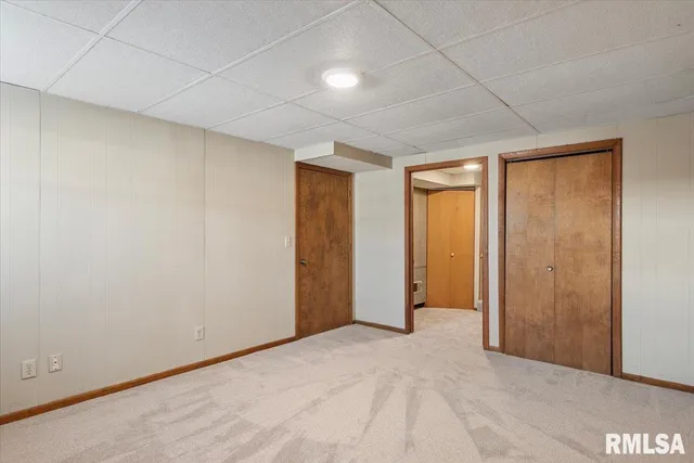 $275,000 | 18 Dean Park Road, Dawson, IL 62520