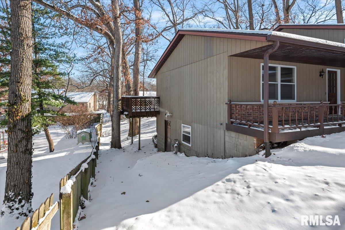 18 Dean Park Road Dawson, IL 62520 - Photo 31 of 35 Gallery Image 31