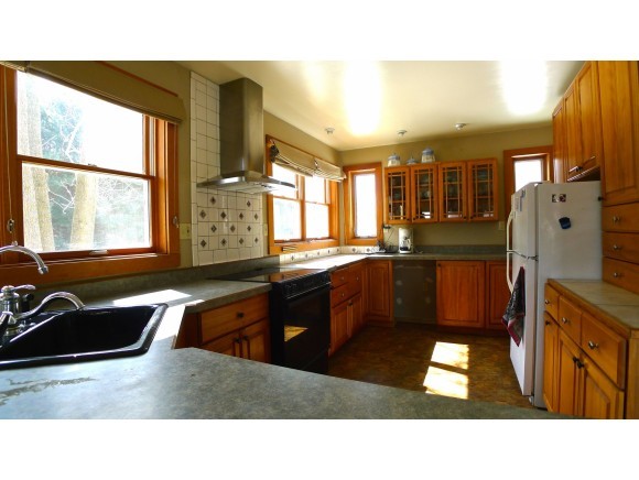 20 Cedar Lane Alburgh, VT 05440 - Photo 3 of 20 Gallery Image 3