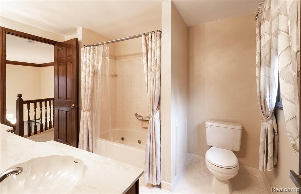876 Snowmass Drive Rochester Hills, MI 48309 - Photo 35 of 45