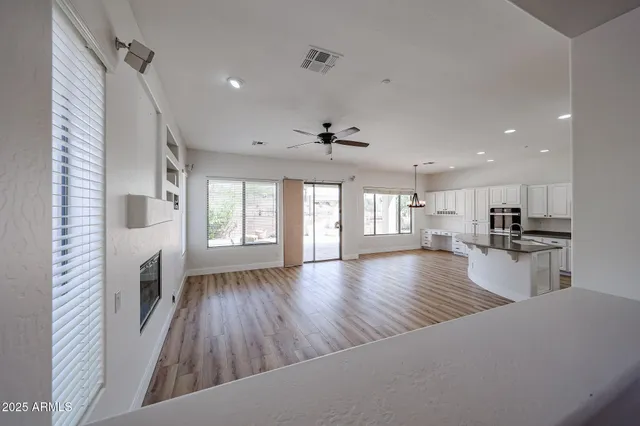 $3,800 | 41735 North Maidstone Court, Anthem, AZ 85086