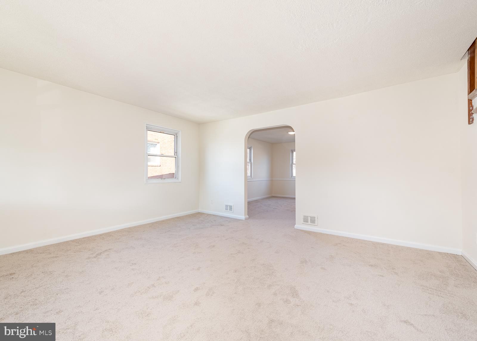 5412 Addington Road Baltimore, MD 21229 - Photo 5 of 21