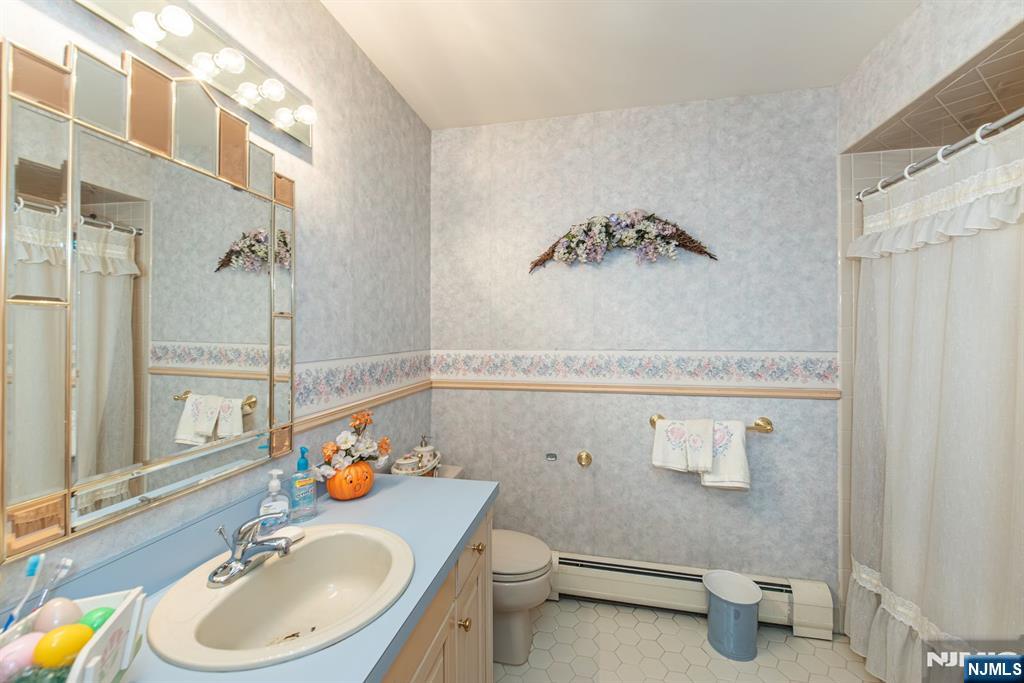 2 Rochambeau Road Pompton Plains, NJ 07444 - Photo 22 of 33 Gallery Image 22