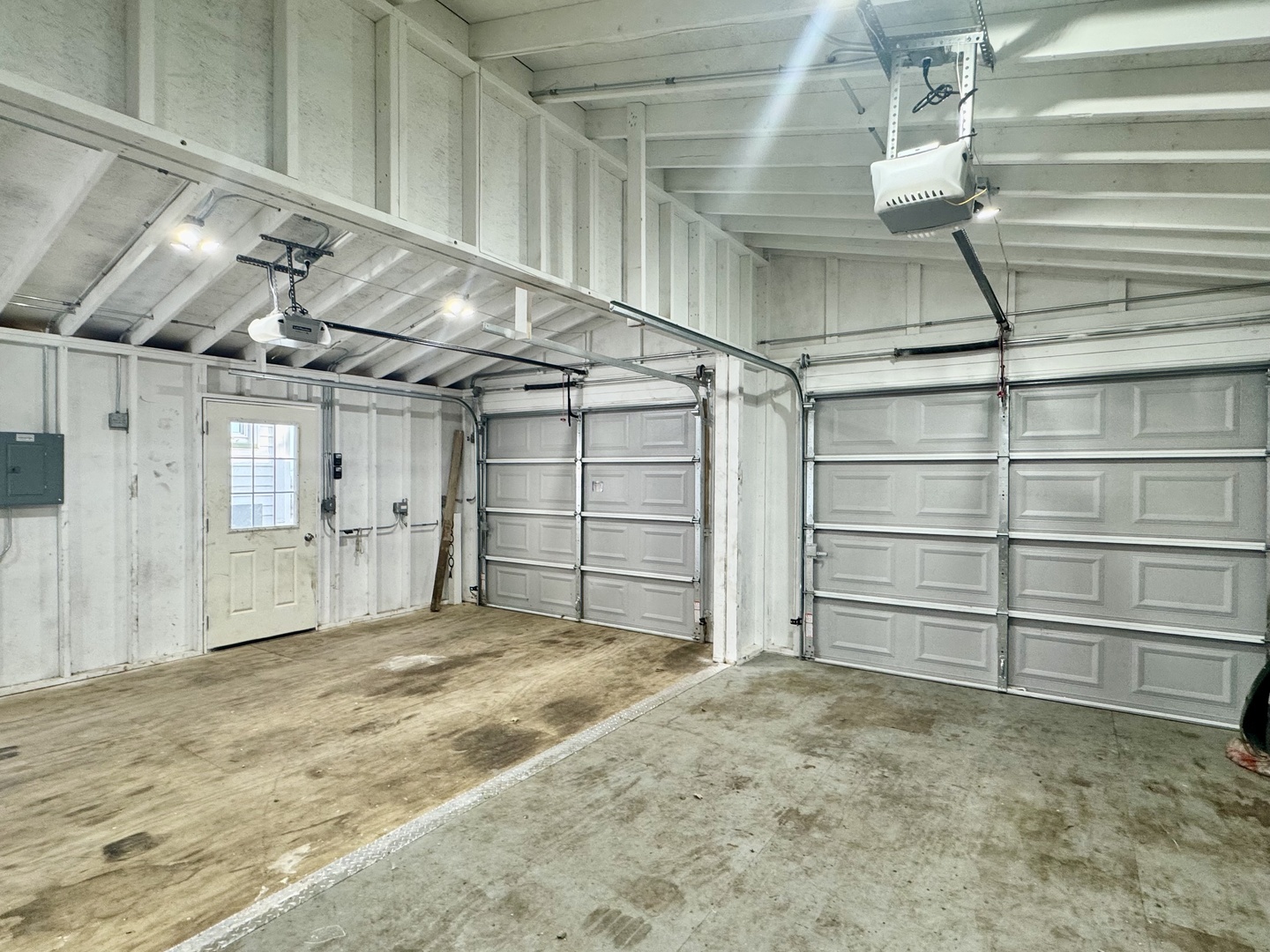 6809 Highway 71 Oswego, IL 60543 - Photo 8 of 20 a view of a room with an empty space