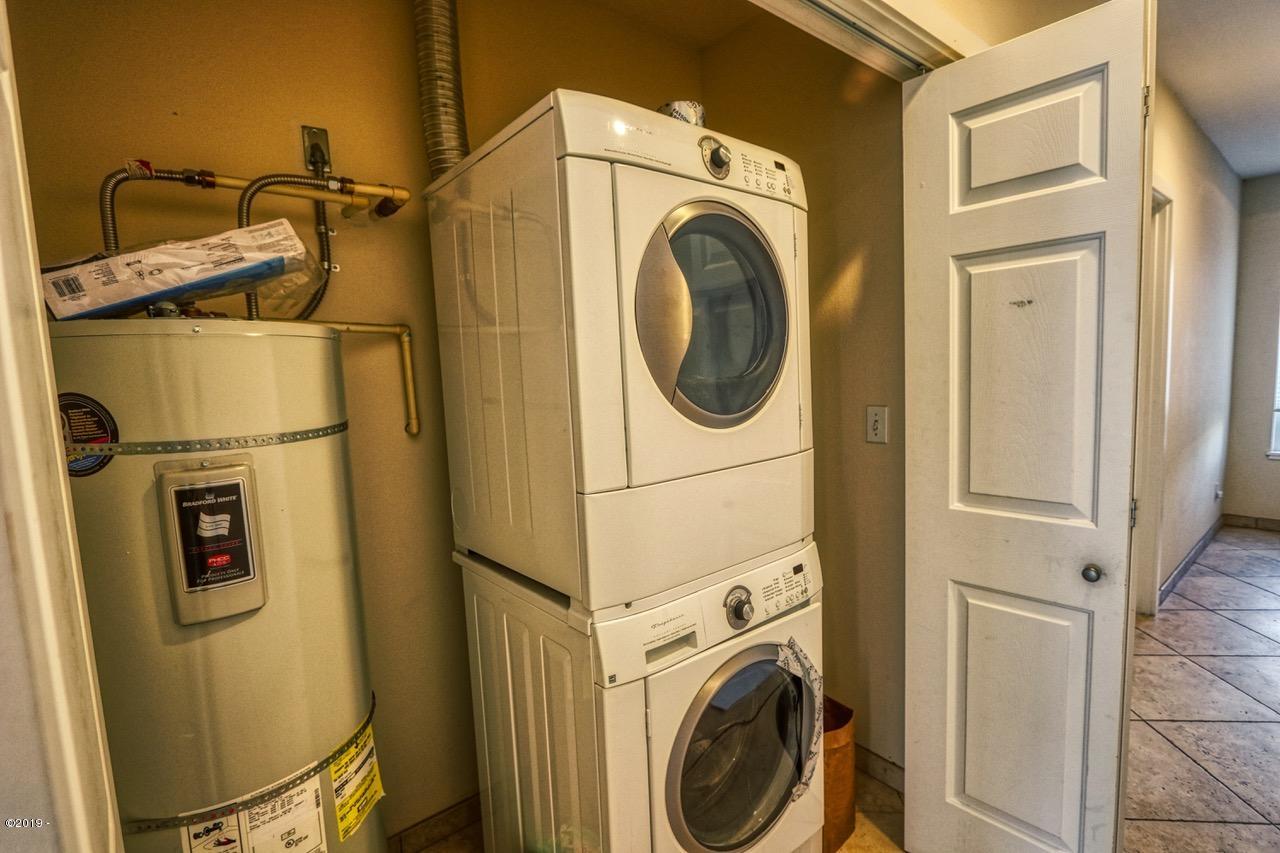 236 Southwest 27th Street South Beach, OR 97366 - Photo 25 of 25 Laundry Area