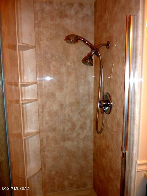6156 West Rafter Cir Street Tucson, AZ 85713 - Photo 18 of 31 Gallery Image 18