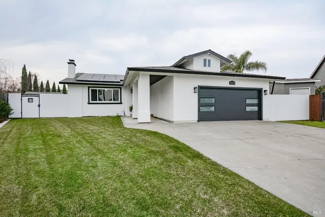 $585,000 | 1120 Merrill Court, Dixon, CA 95620