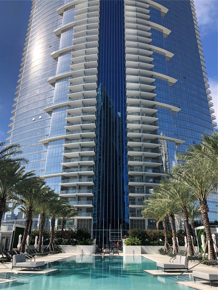 851 Northeast 1st Avenue, Unit 3904 Miami, FL 33132 - Photo 1 of 28 a front view of a building