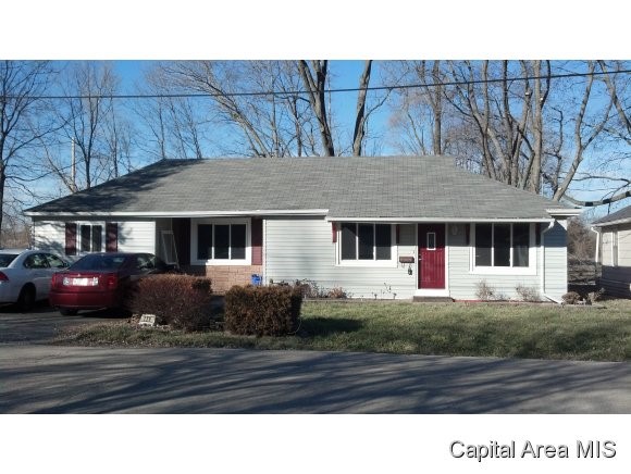 129 Aarup Street Springfield, IL 62703 - Photo 1 of 7