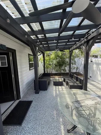 $1,700 | 2606 1st Avenue South, St. Petersburg, FL 33712