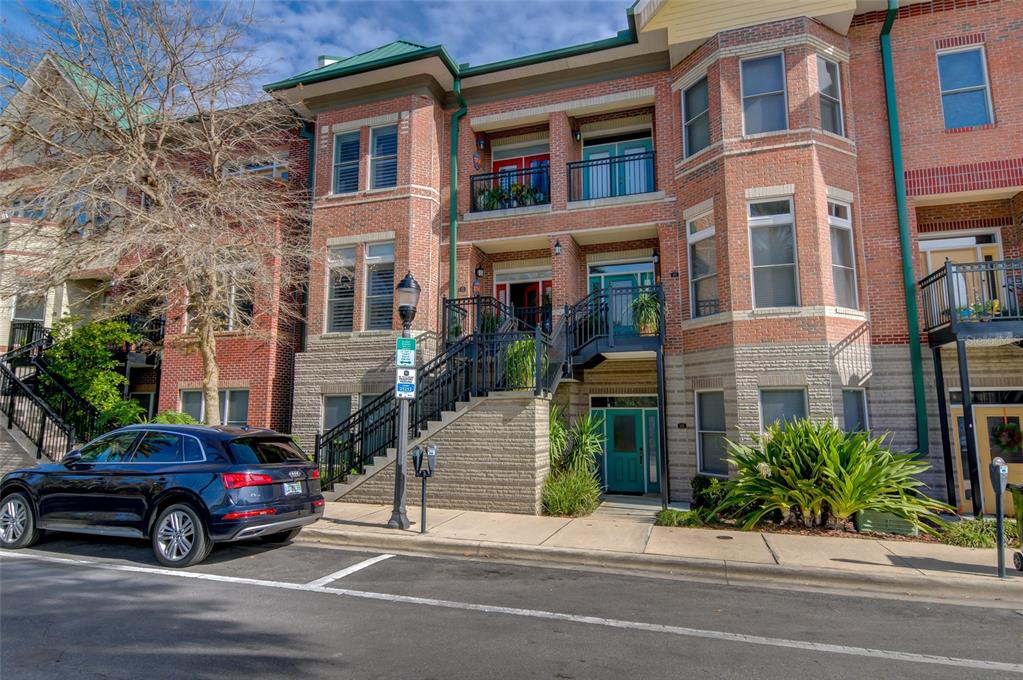 121 Northeast 3rd St  