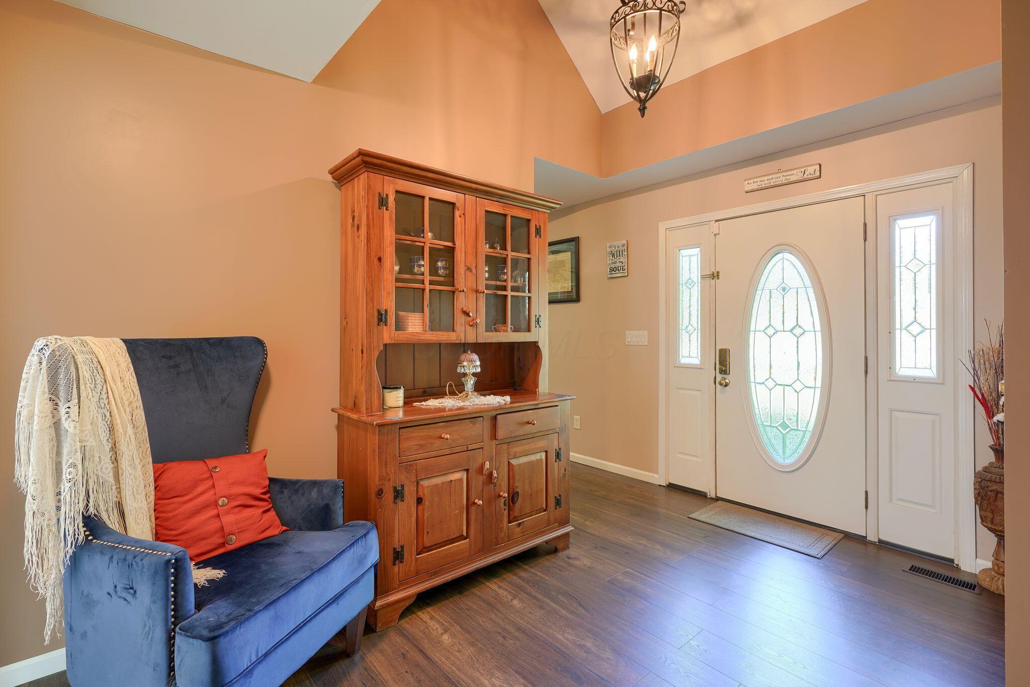 1408 Hanley Road Jackson, OH 45640 - Photo 14 of 54 14. Foyer (3)