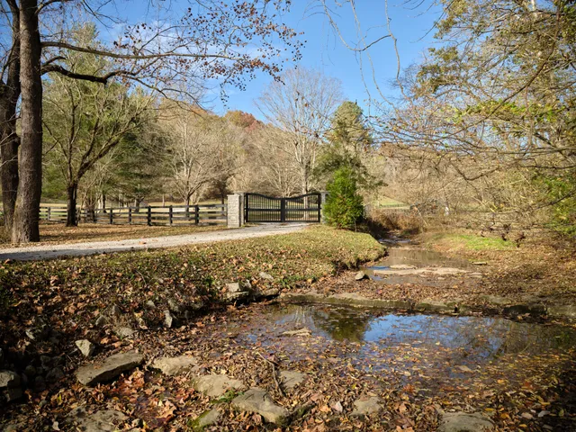 $19,990,000 | 6677 Leipers Creek Road, Columbia, TN 38401