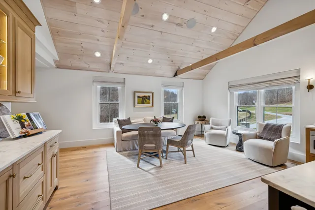 $19,990,000 | 6677 Leipers Creek Road, Columbia, TN 38401