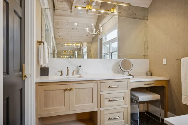 $19,990,000 | 6677 Leipers Creek Road, Columbia, TN 38401