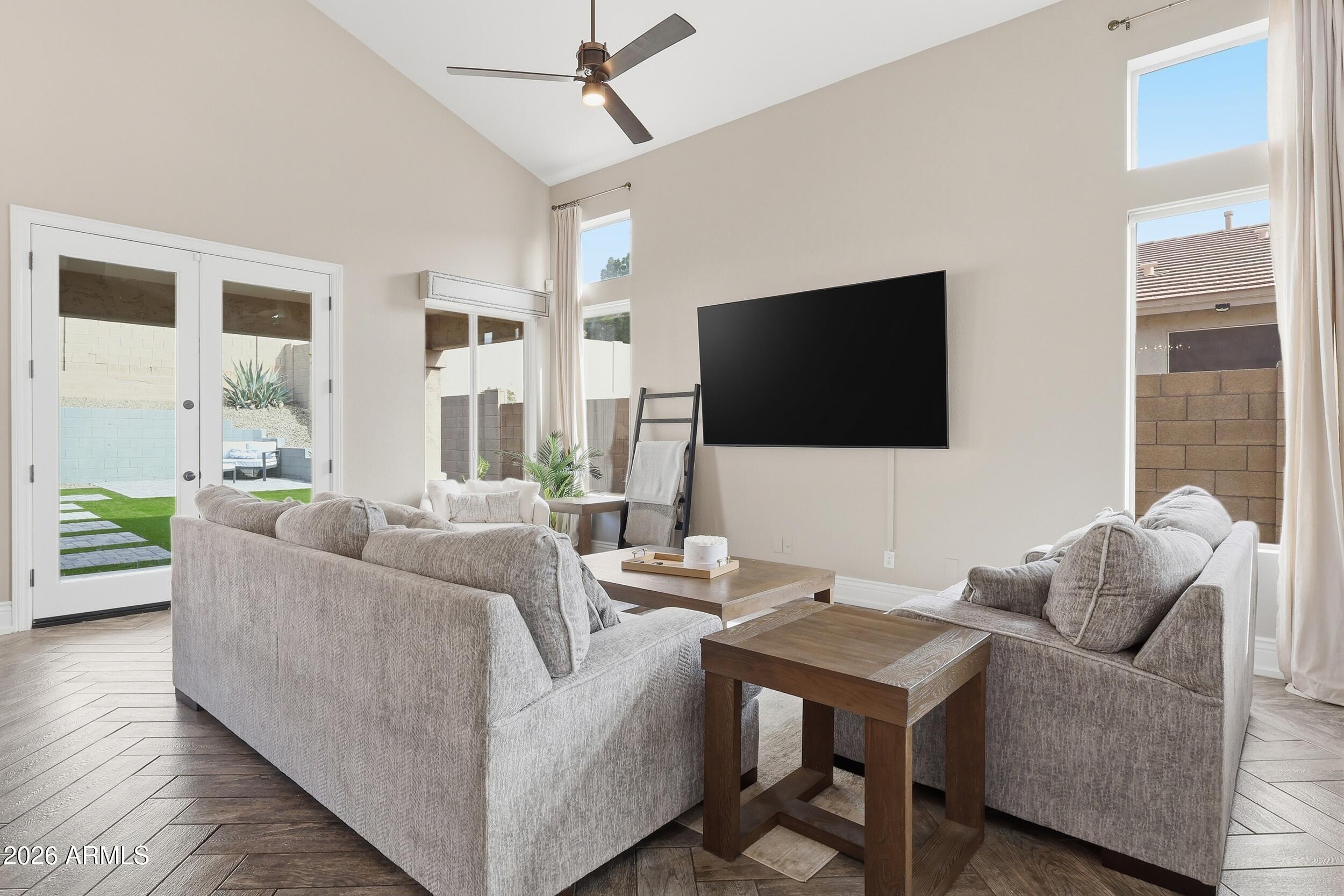 1834 West Nighthawk Way Phoenix, AZ 85045 - Photo 12 of 52 7_img_6503