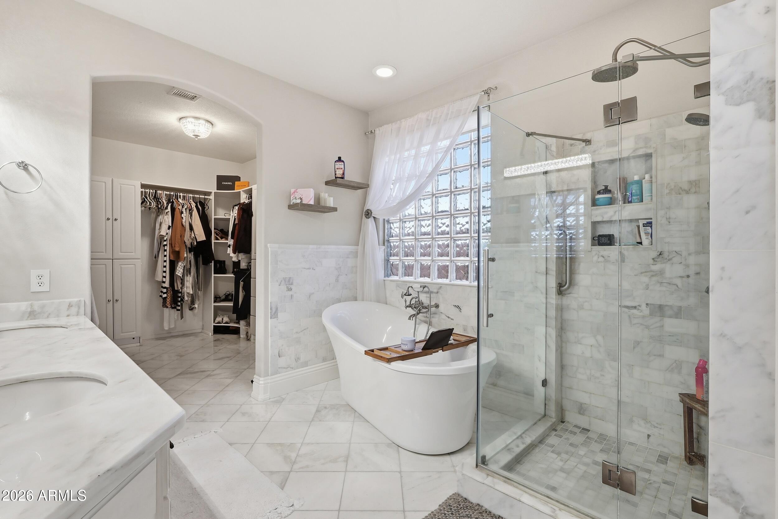 1834 West Nighthawk Way Phoenix, AZ 85045 - Photo 21 of 52 23_img_6404