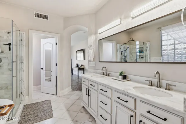 $742,000 | 1834 West Nighthawk Way, Phoenix, AZ 85045