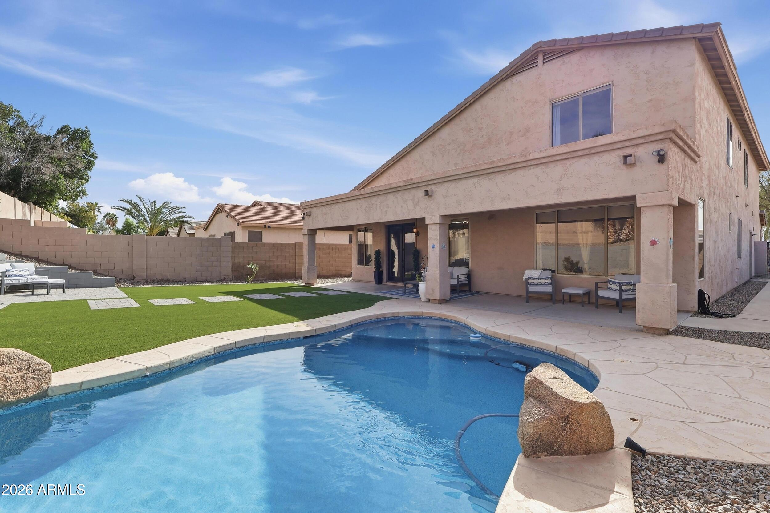 1834 West Nighthawk Way Phoenix, AZ 85045 - Photo 3 of 52 47_img_6569_autoremove_14905061