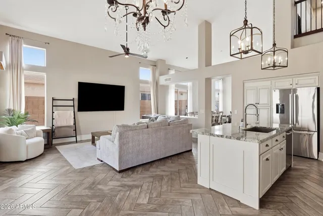 $742,000 | 1834 West Nighthawk Way, Phoenix, AZ 85045