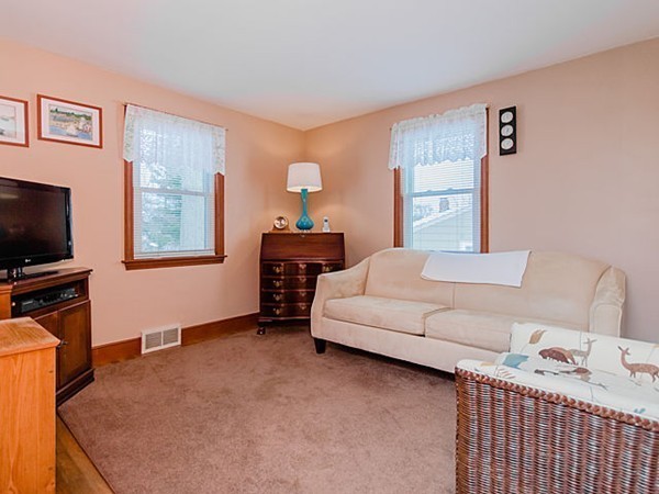 122 Milton Road Braintree, MA 02184 - Photo 11 of 25 Gallery Image 11