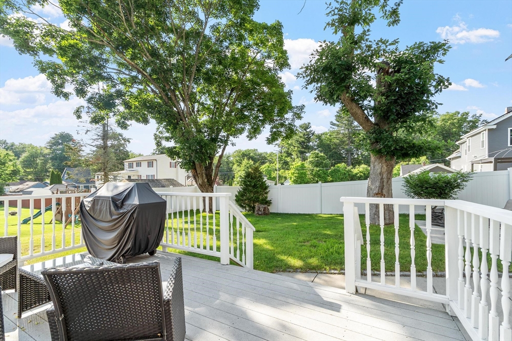 17 Tedesco Road Methuen, MA 01844 - Photo 12 of 31
