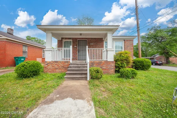 $179,900 | 221 Burton Street, Jackson, TN 38301