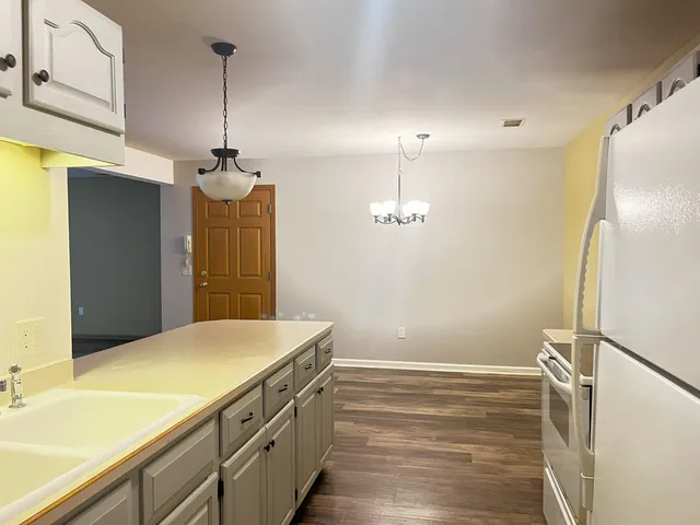 $950,000 | 590 Kelvington Drive, Sun Prairie, WI 53590