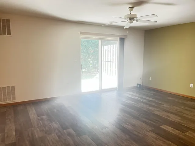 $950,000 | 590 Kelvington Drive, Sun Prairie, WI 53590