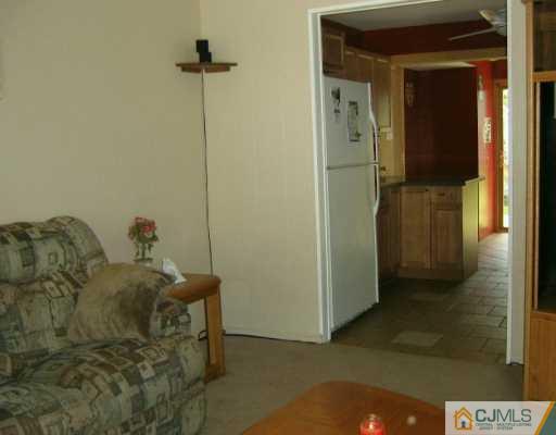 12 Altamont Road Edison, NJ 08817 - Photo 3 of 8
