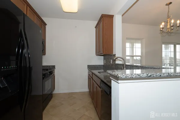 $2,500 | 541 East Celebration Way, South Plainfield, NJ 07080