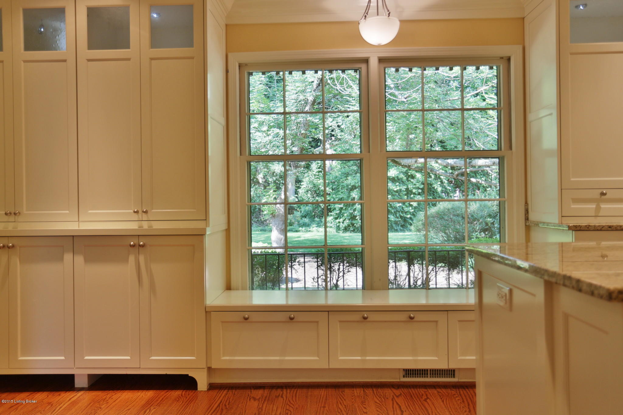 2008 Starmont Road Louisville, KY 40207 - Photo 14 of 41 18