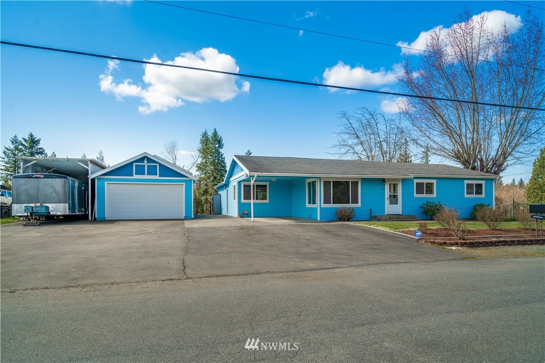 21601 Peter Grubb Road Southeast Renton, WA 98058 - Photo 1 of 33 Gallery Image 1