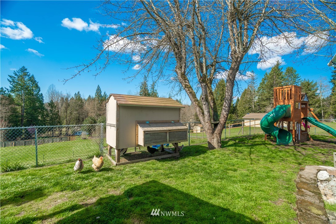 21601 Peter Grubb Road Southeast Renton, WA 98058 - Photo 22 of 33 Gallery Image 22