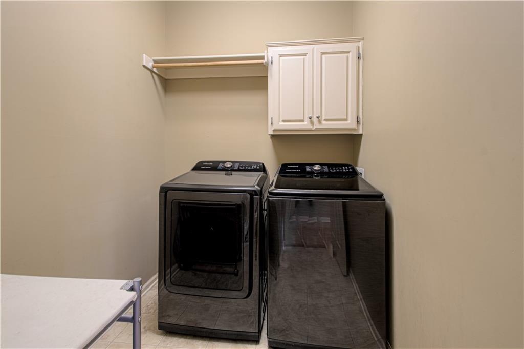 304 Northeast Hidden Valley Way Lee's Summit, MO 64064 - Photo 14 of 39