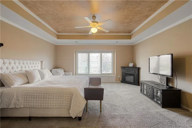 $540,000 | 304 Northeast Hidden Valley Way, Lee's Summit, MO 64064