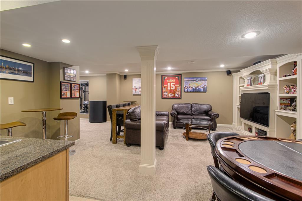 304 Northeast Hidden Valley Way Lee's Summit, MO 64064 - Photo 29 of 39