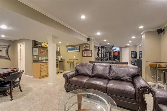 $540,000 | 304 Northeast Hidden Valley Way, Lee's Summit, MO 64064