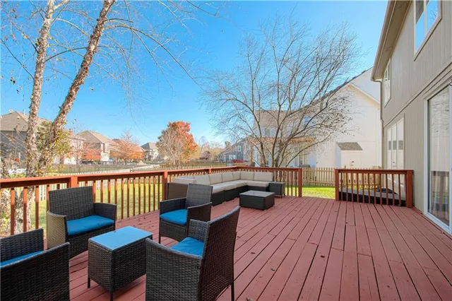 $540,000 | 304 Northeast Hidden Valley Way, Lee's Summit, MO 64064