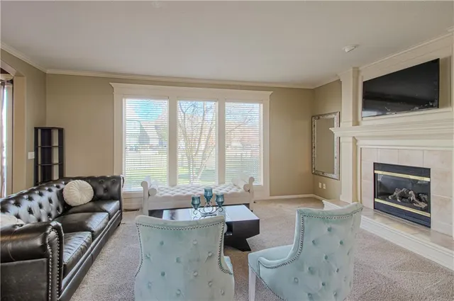 $540,000 | 304 Northeast Hidden Valley Way, Lee's Summit, MO 64064