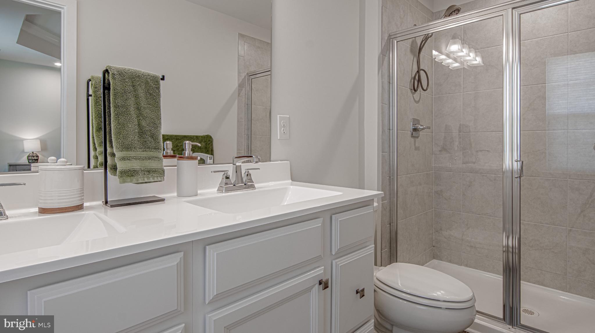 105 Spire Place Sewell, NJ 08080 - Photo 14 of 20